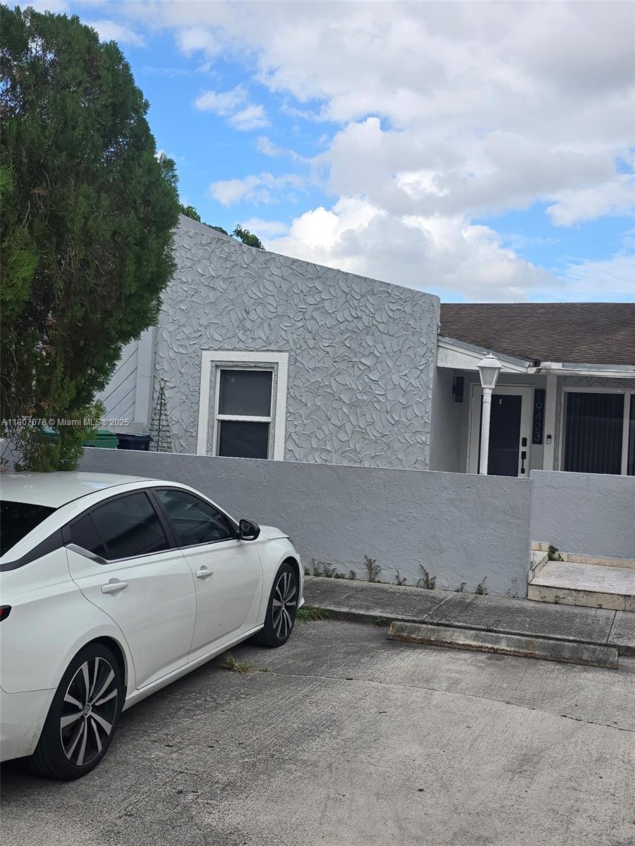 LAKES OF ACADIA UNIT 3 TH - Residential