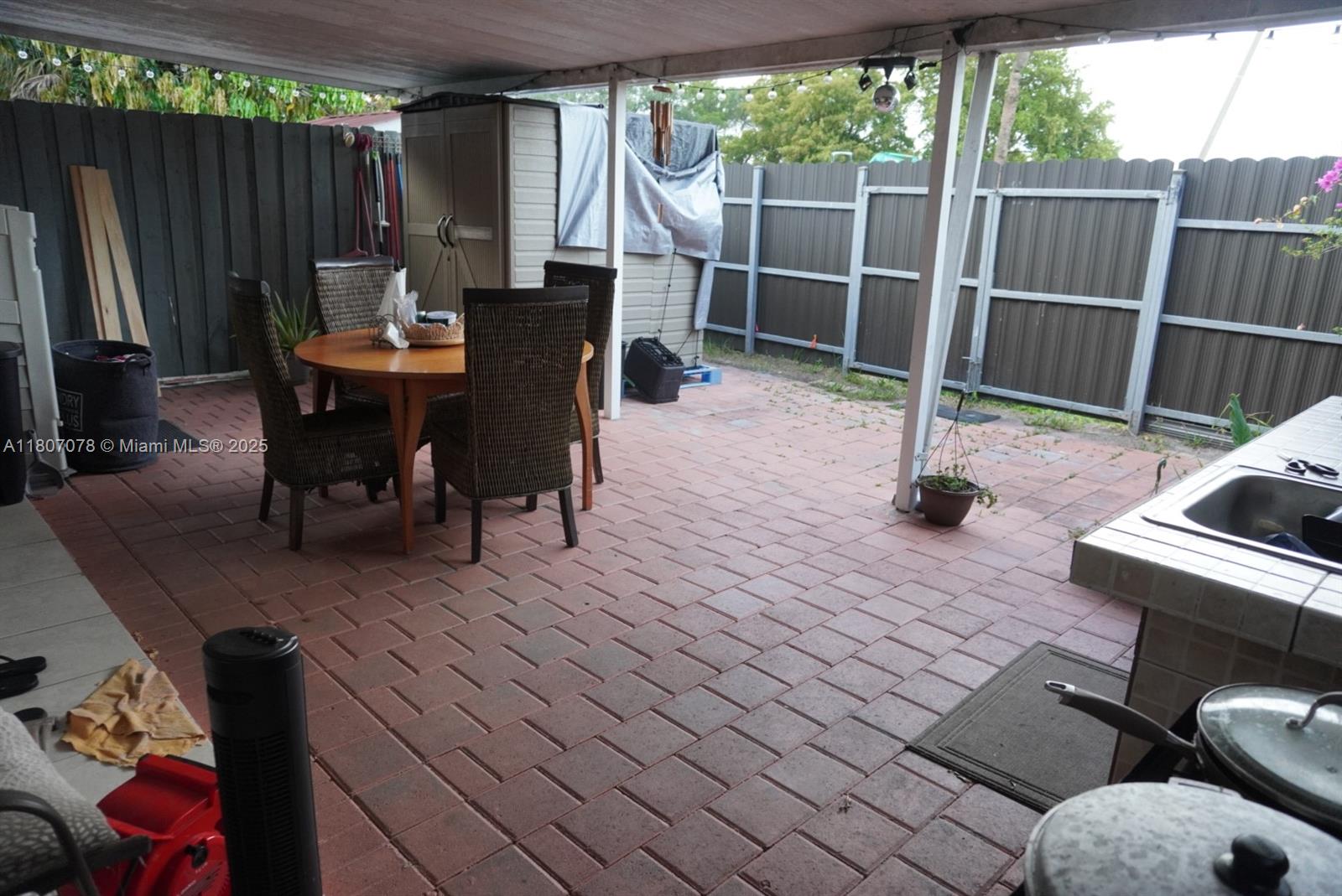 LAKES OF ACADIA UNIT 3 TH - Residential