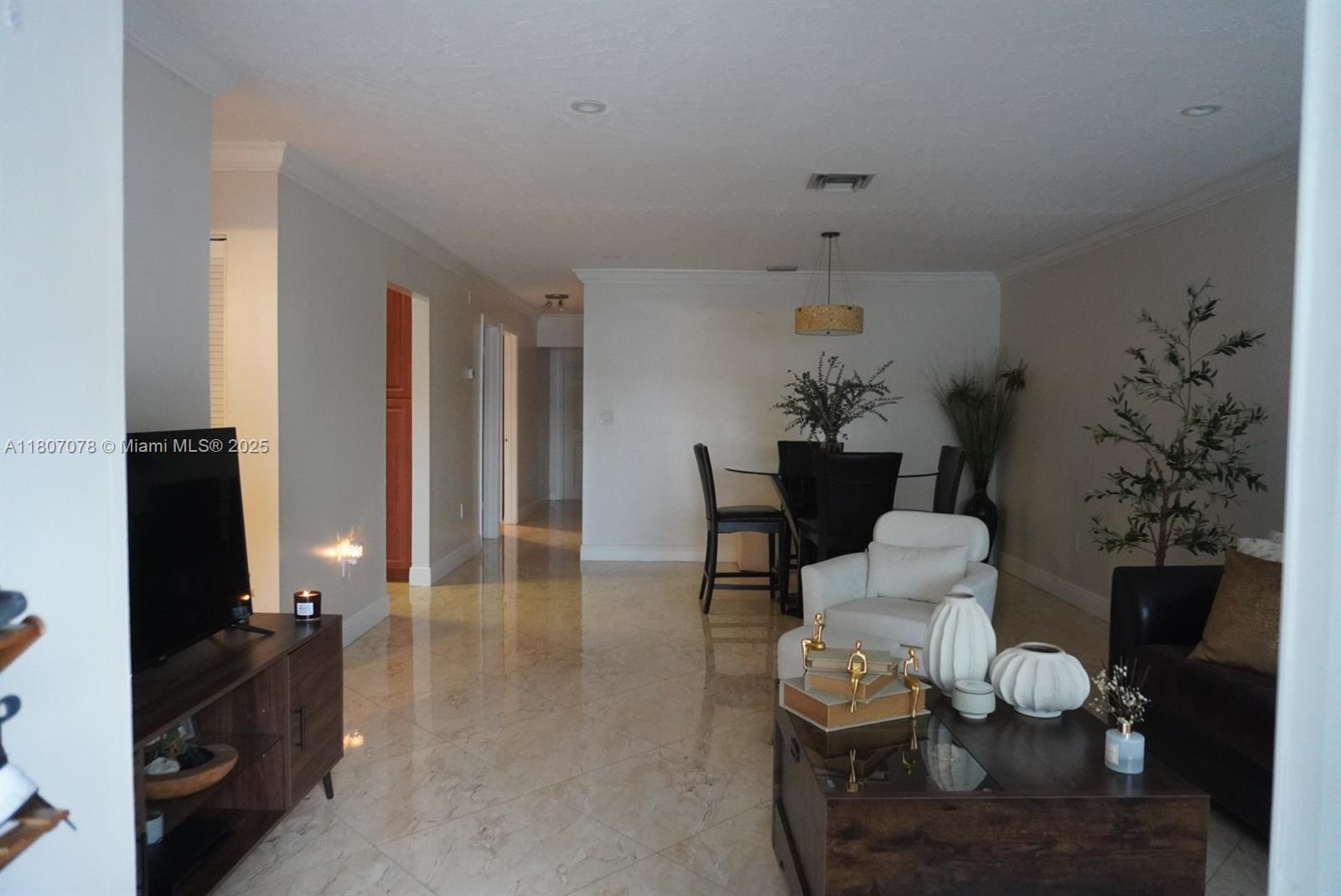 LAKES OF ACADIA UNIT 3 TH - Residential