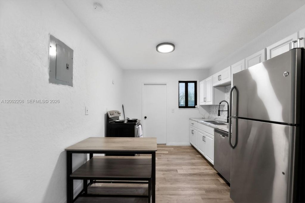 Photo of 1810 NW 9th St #1, Fort Lauderdale, FL 33311 (MLS # A12002208)