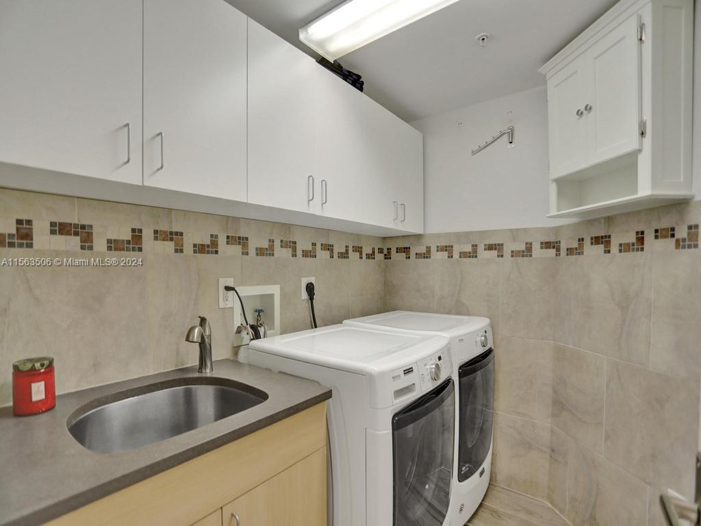 100 HIDDEN BAY CONDO - Residential
