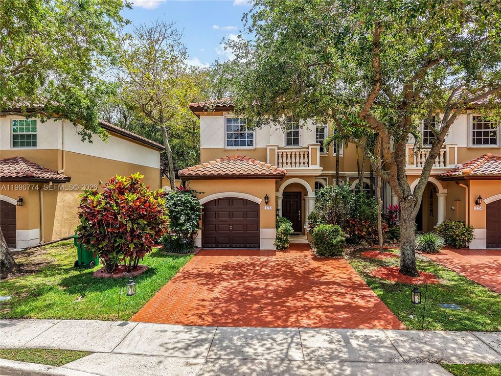 Photo of 12752 SW 49th Ct, Miramar, FL 33027 (MLS # A11990774)