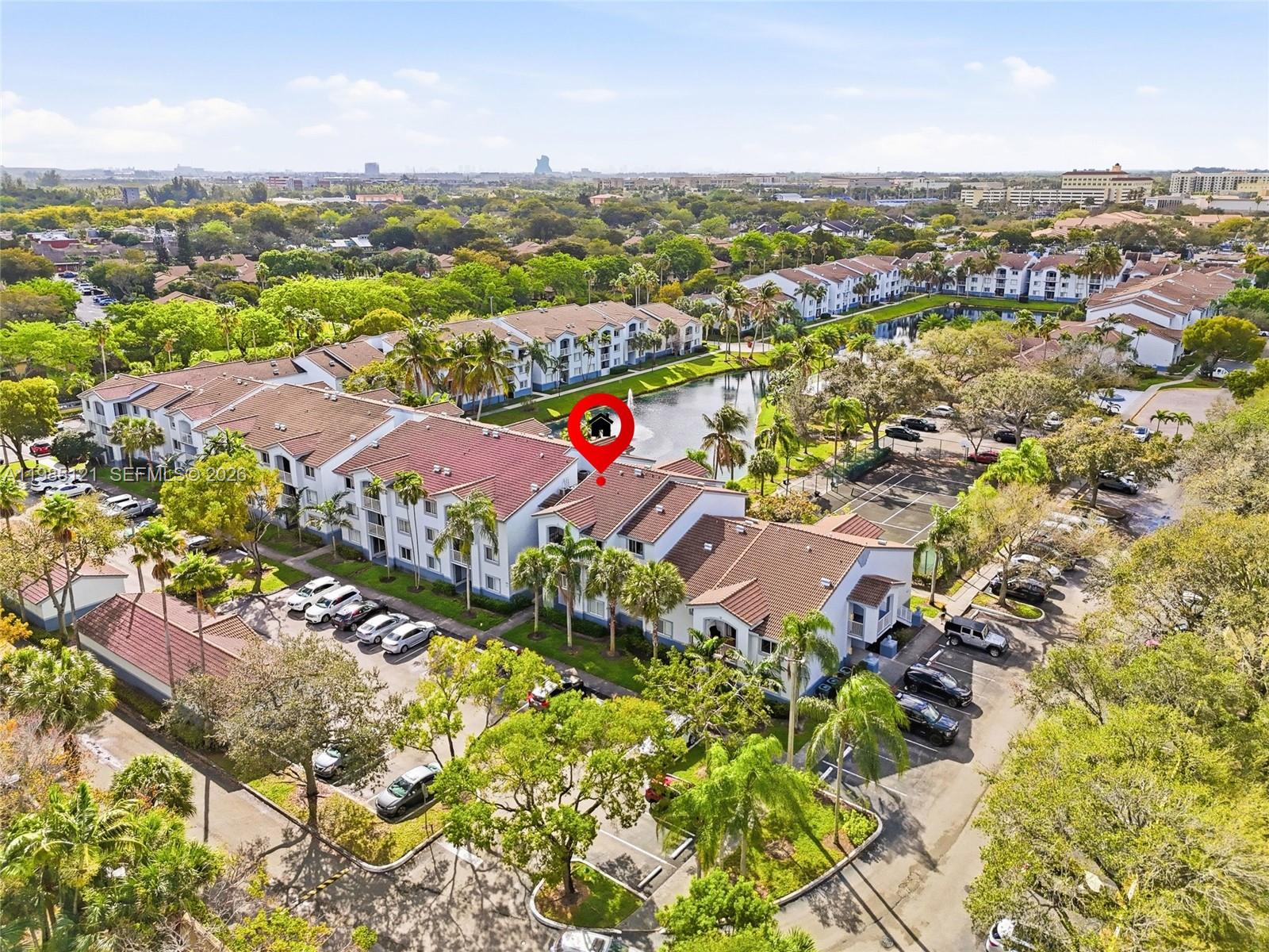 ROYAL GRAND CONDO - Residential