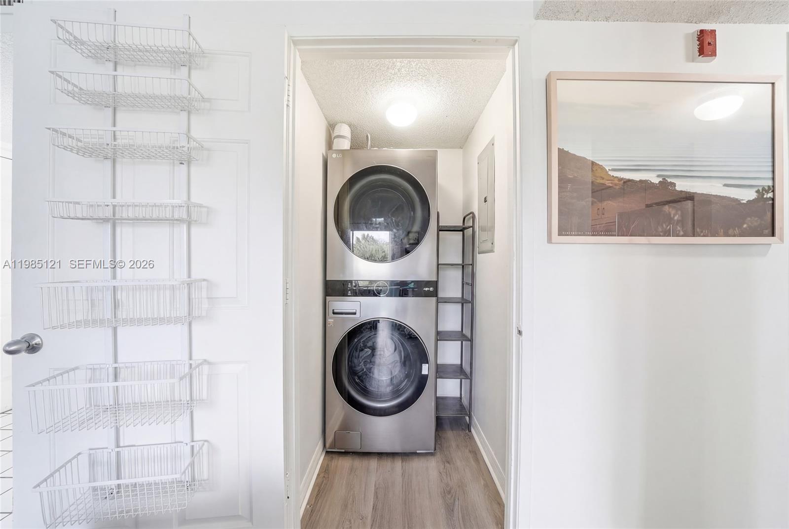 ROYAL GRAND CONDO - Residential