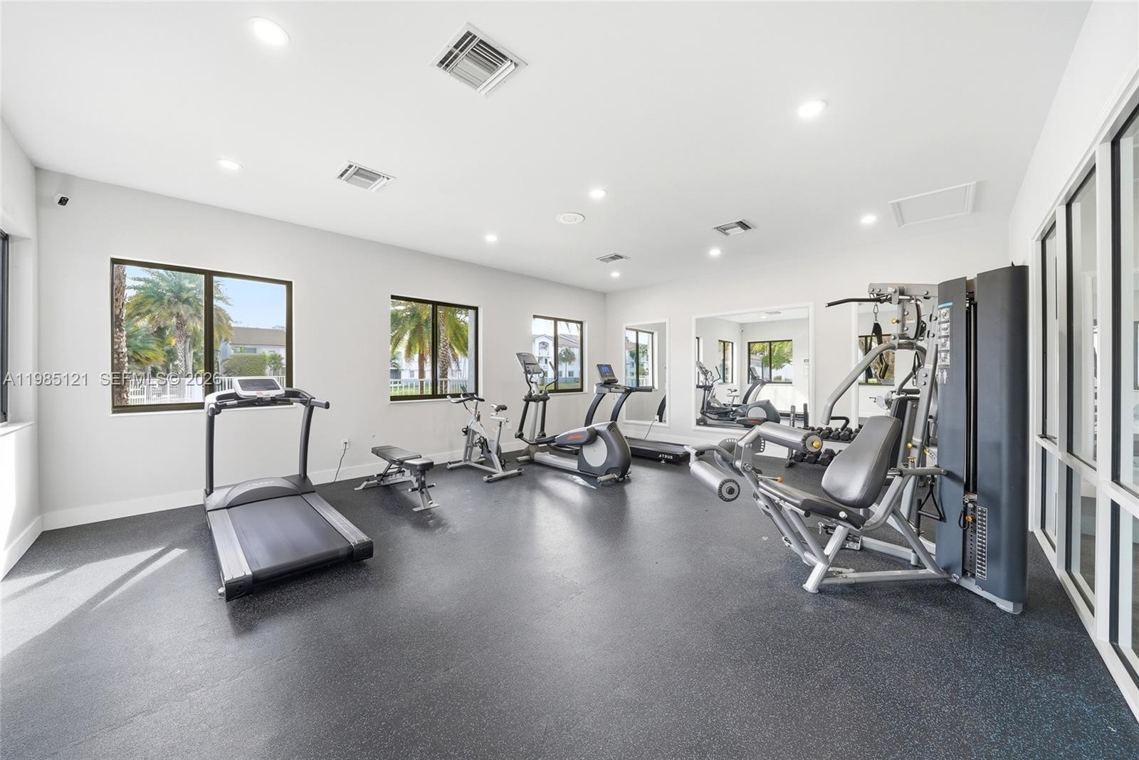 ROYAL GRAND CONDO - Residential