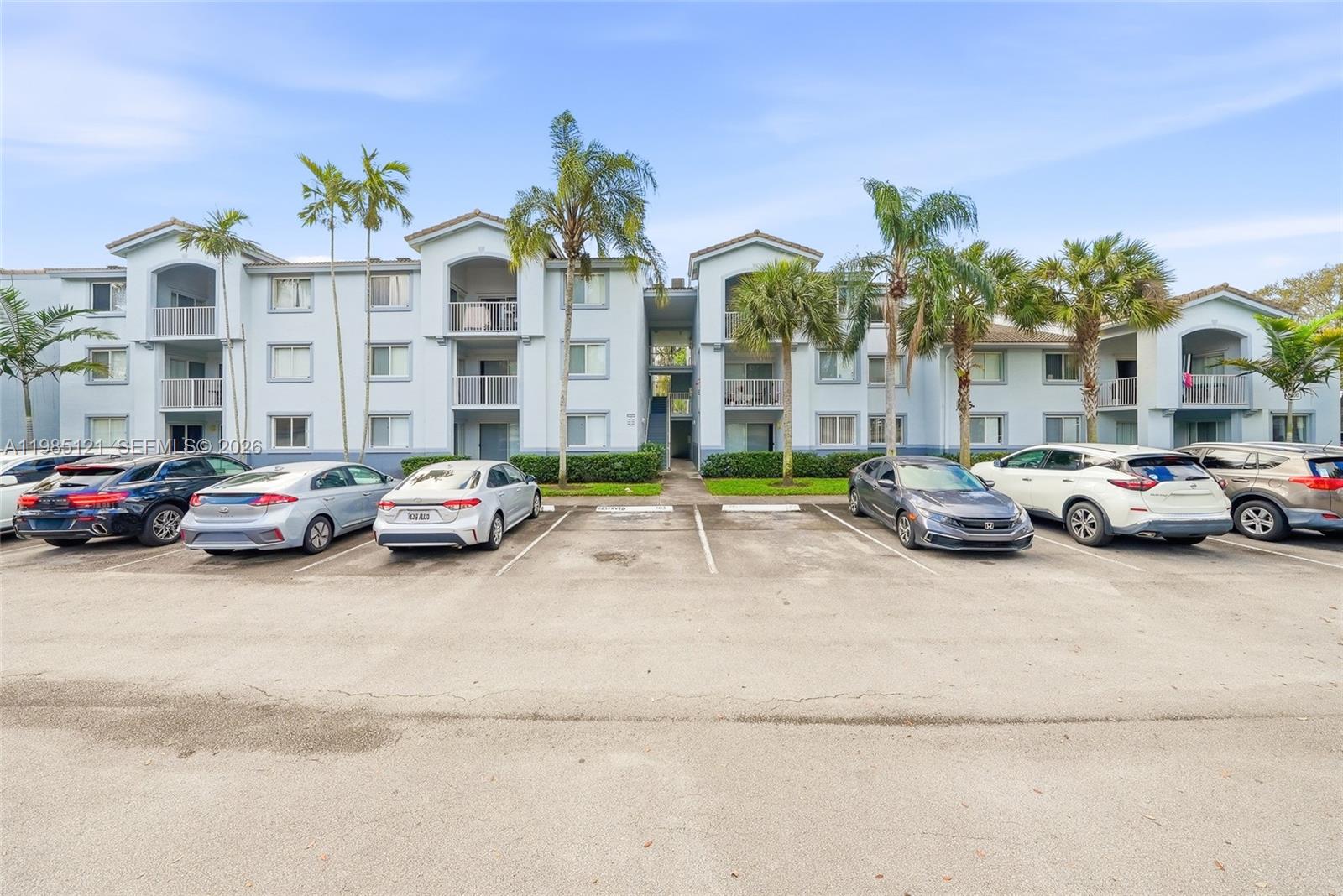 ROYAL GRAND CONDO - Residential