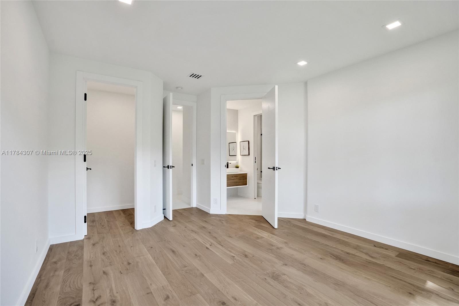 Poinciana - Residential