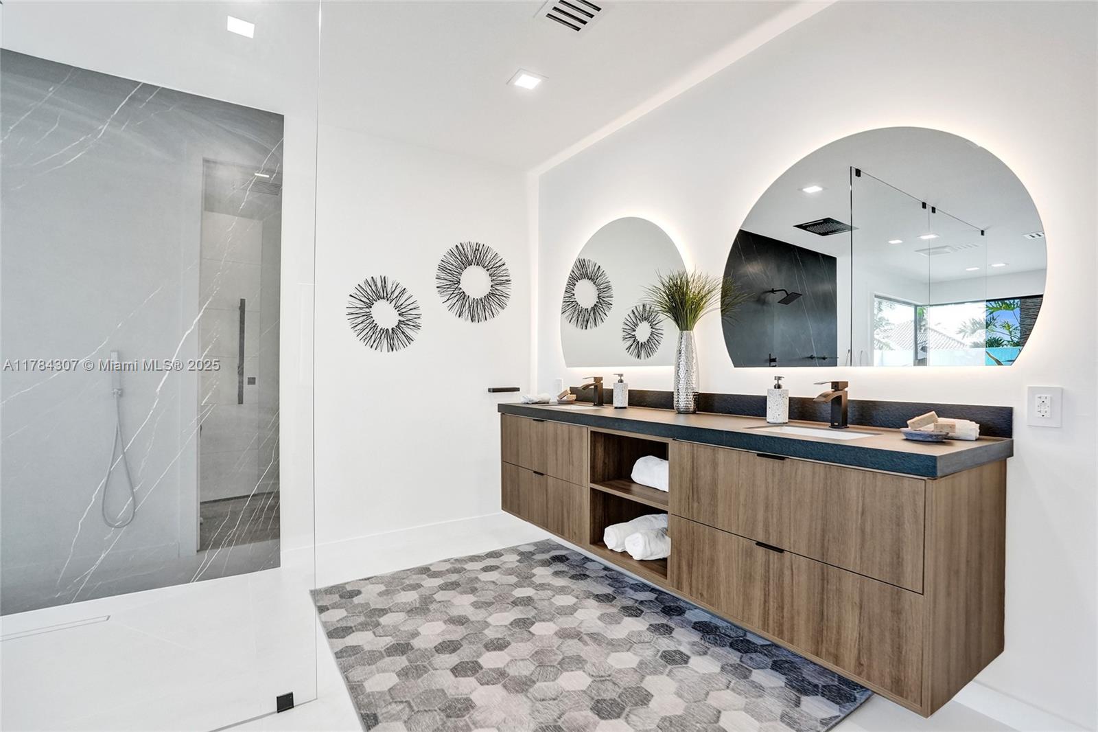 Poinciana - Residential