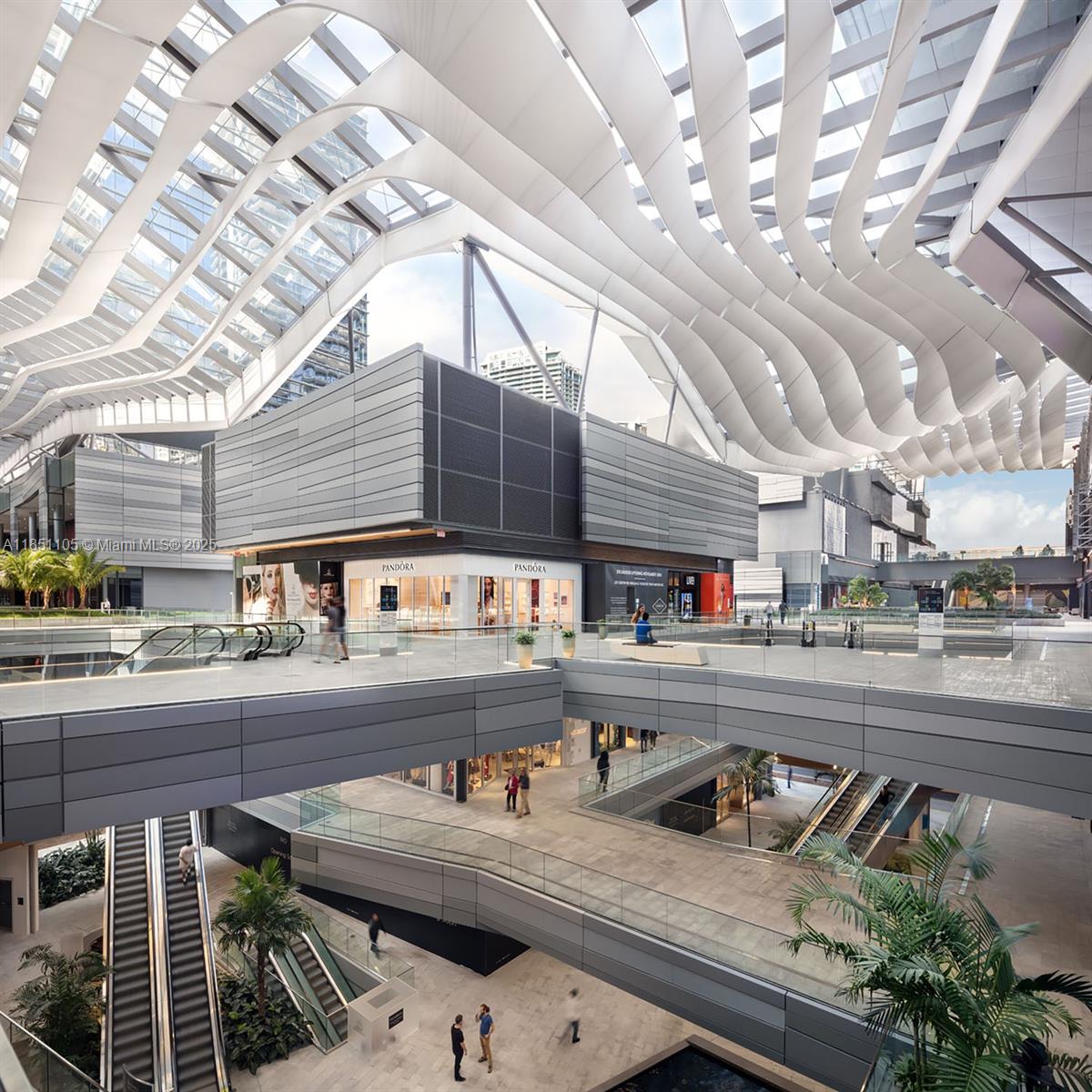 801 SMA DESIGNER SUITES C - Residential