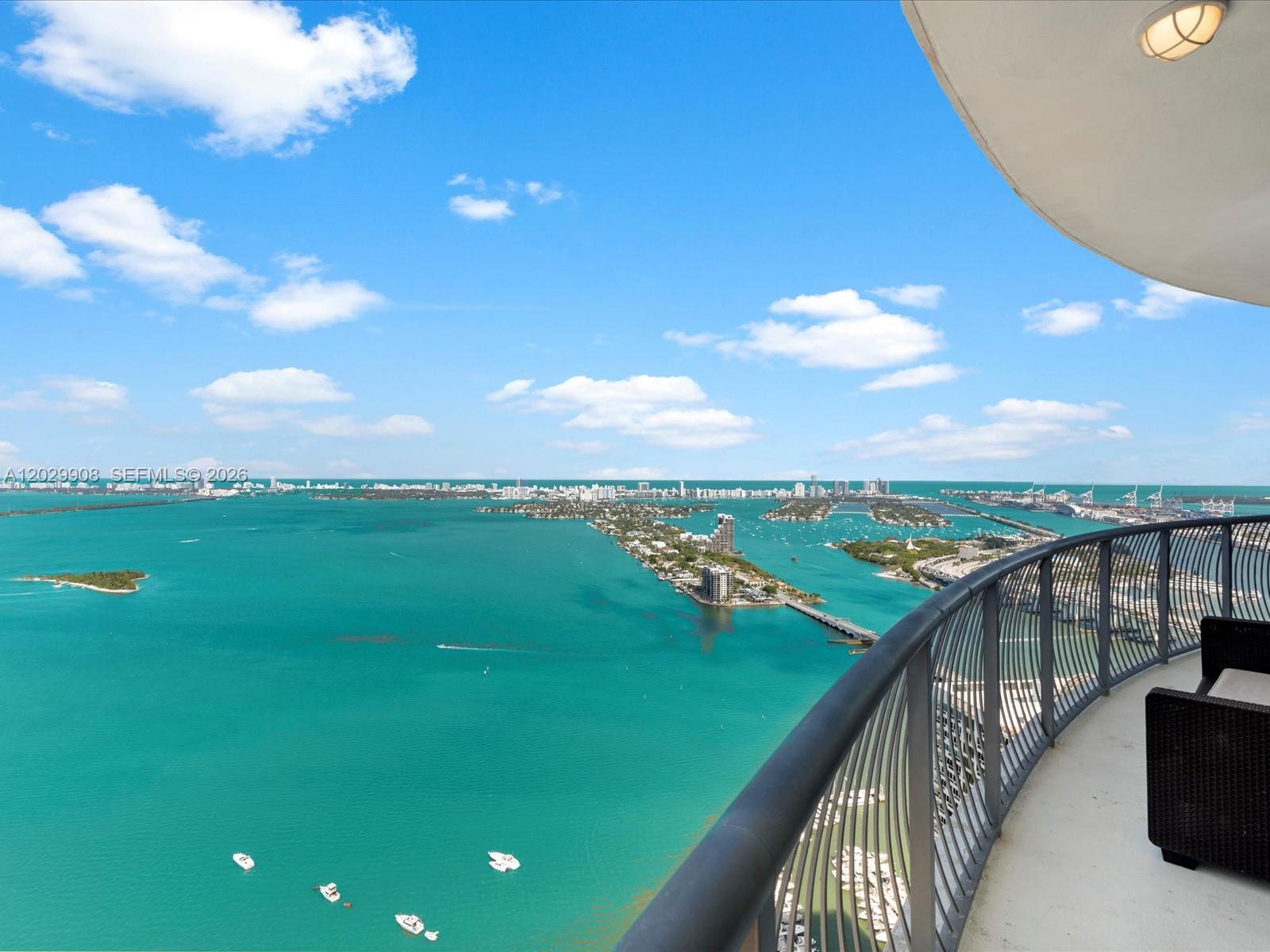 1750 N Bayshore Dr 5601