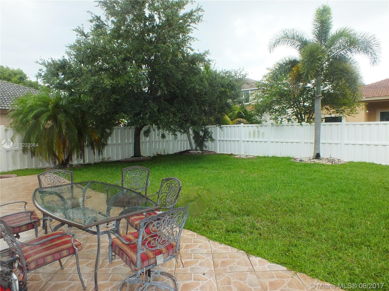 PEMBROKE FALLS PH 6 - Residential