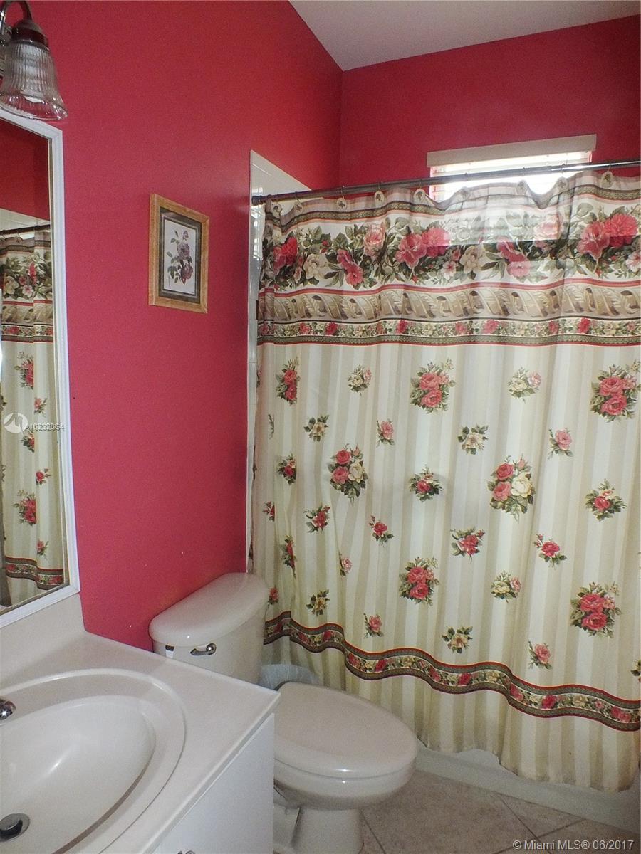 PEMBROKE FALLS PH 6 - Residential