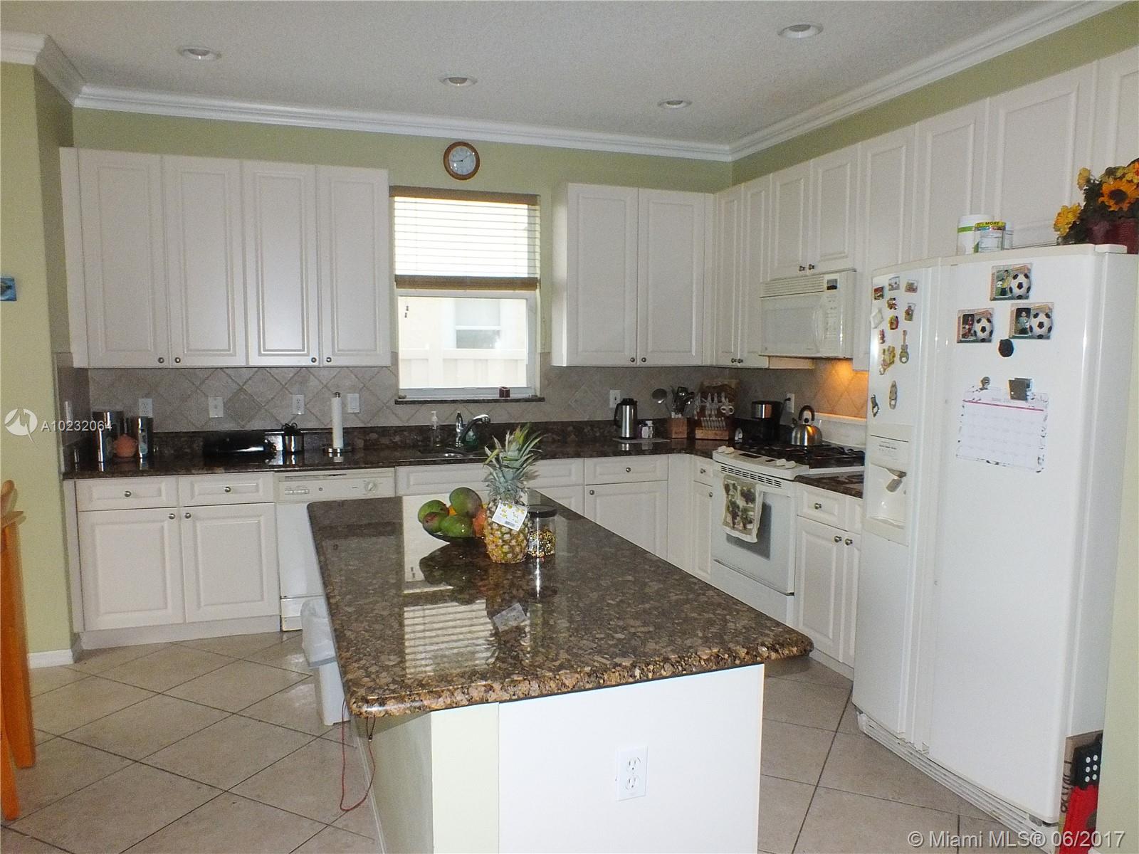 PEMBROKE FALLS PH 6 - Residential