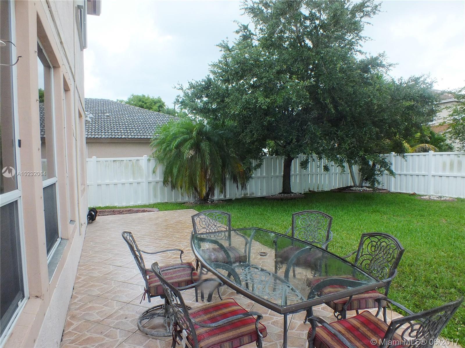 PEMBROKE FALLS PH 6 - Residential