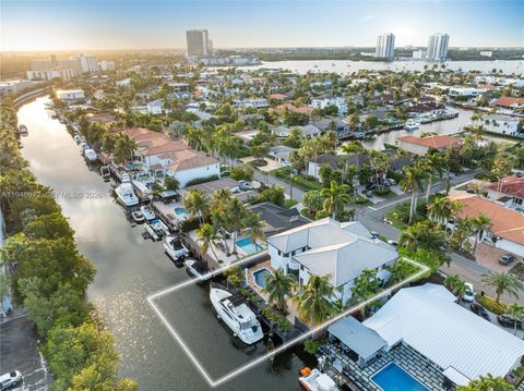 3400 NE 164th St Eastern Shores FL 33160