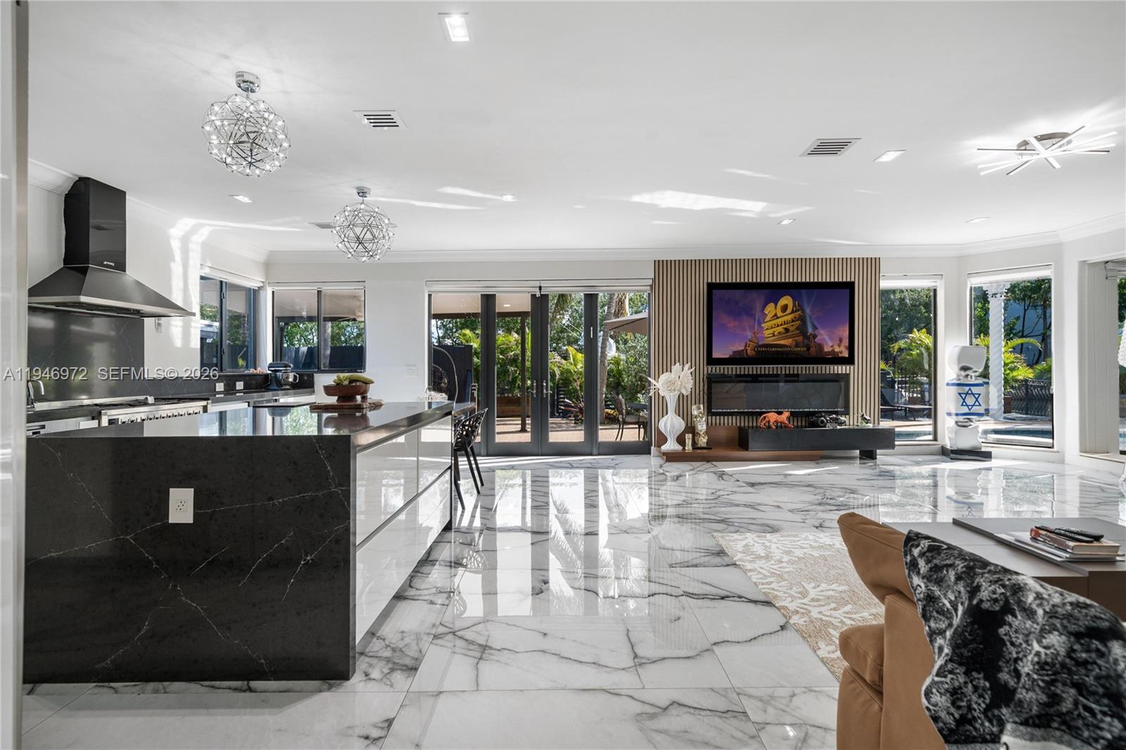 EASTERN SHORES - Residential