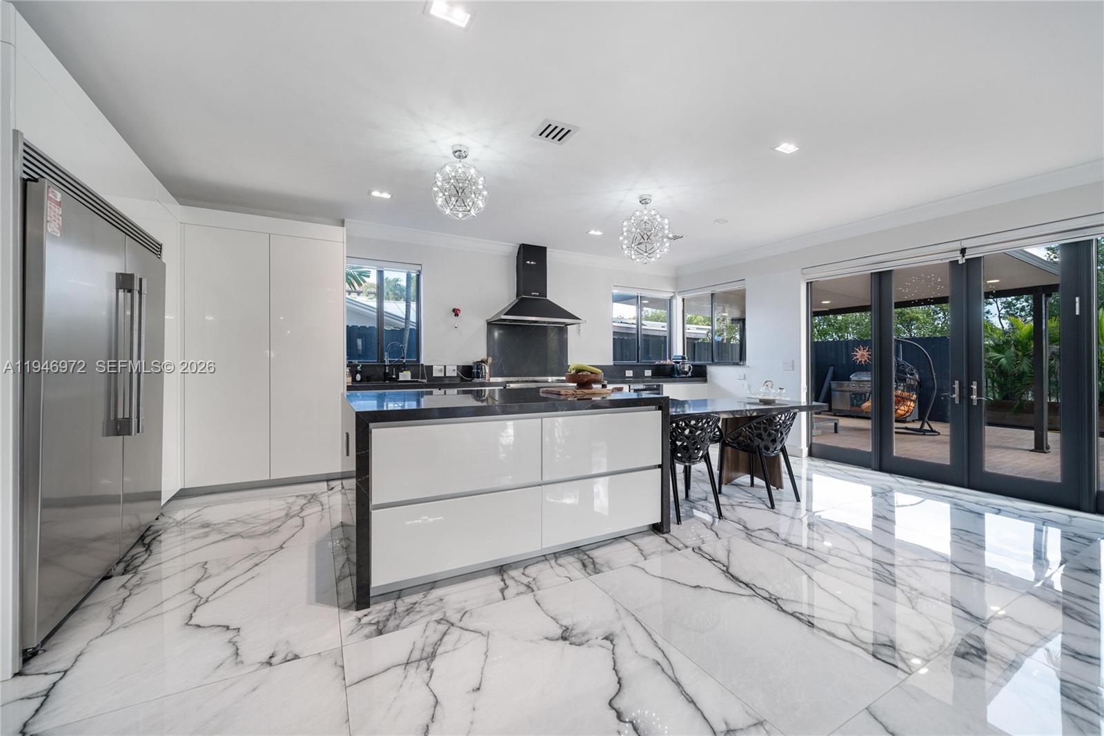 EASTERN SHORES - Residential