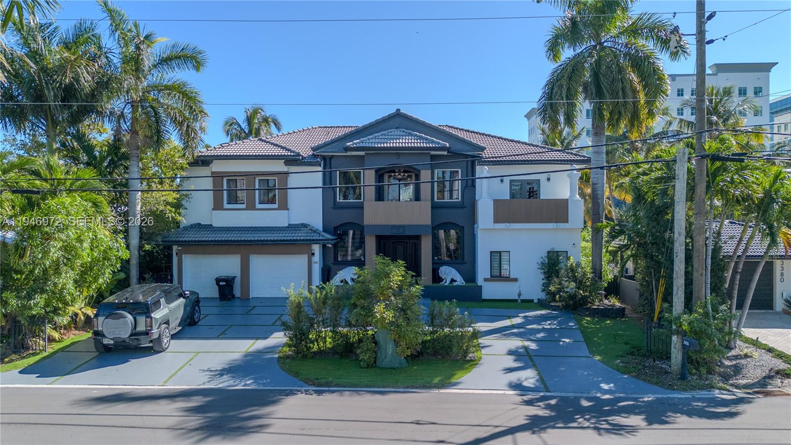 3400 NE 164th St, Eastern Shores, FL, 33160/$4,950,000 1 3400 NE 164th St