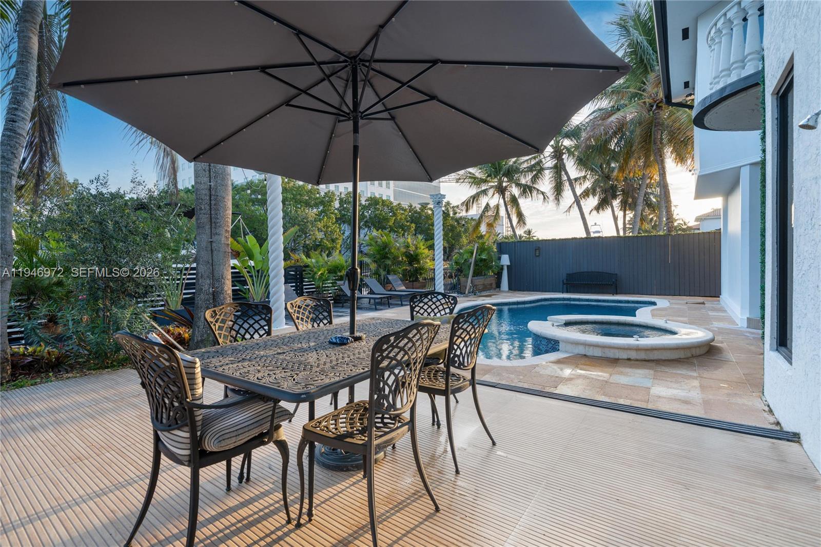 EASTERN SHORES - Residential