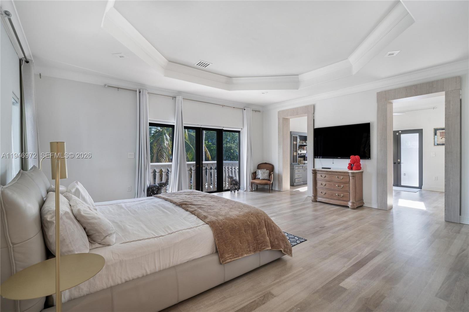 EASTERN SHORES - Residential