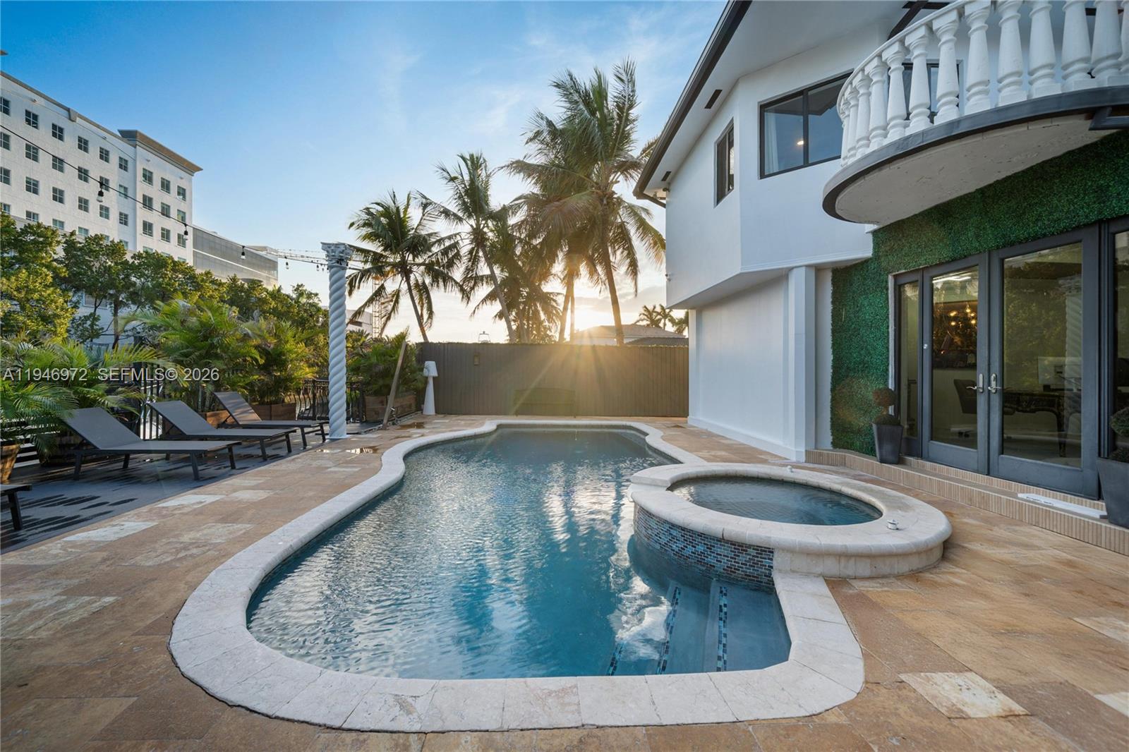 EASTERN SHORES - Residential