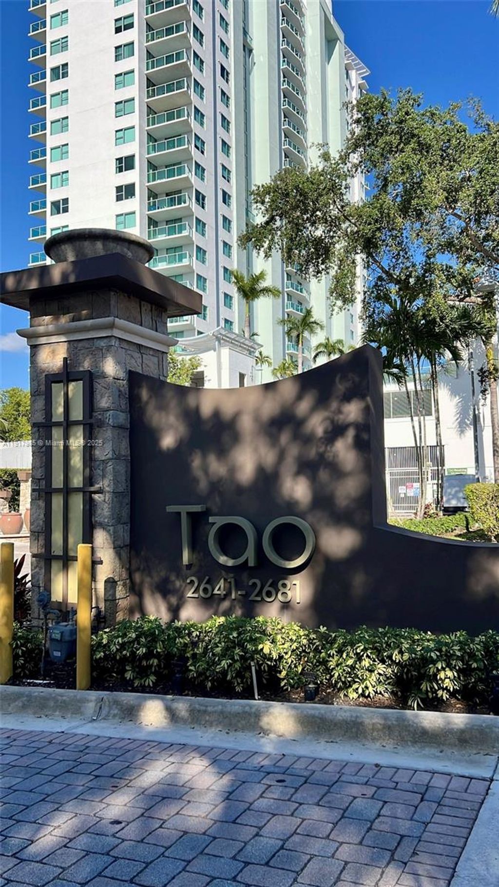 Photo of 2681 N Flamingo Rd #1607S, Sunrise, FL 33323 (MLS # A11917985)