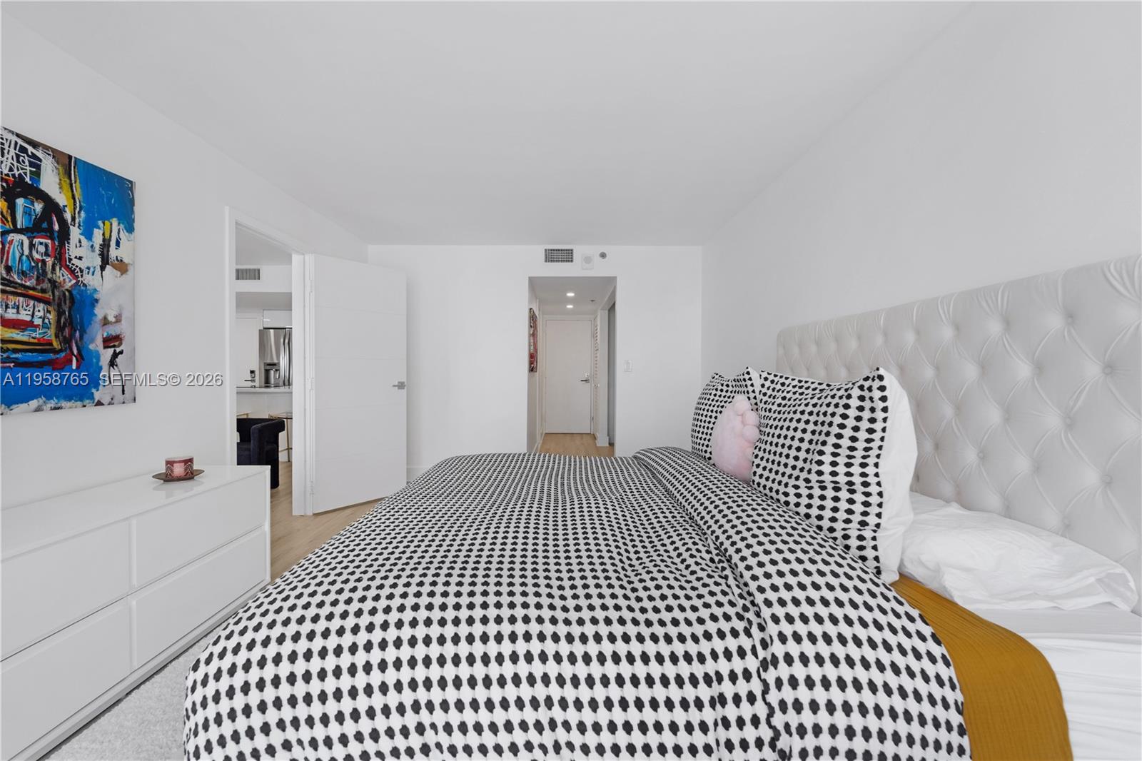 THE GRANDVIEW PALACE COND - Residential