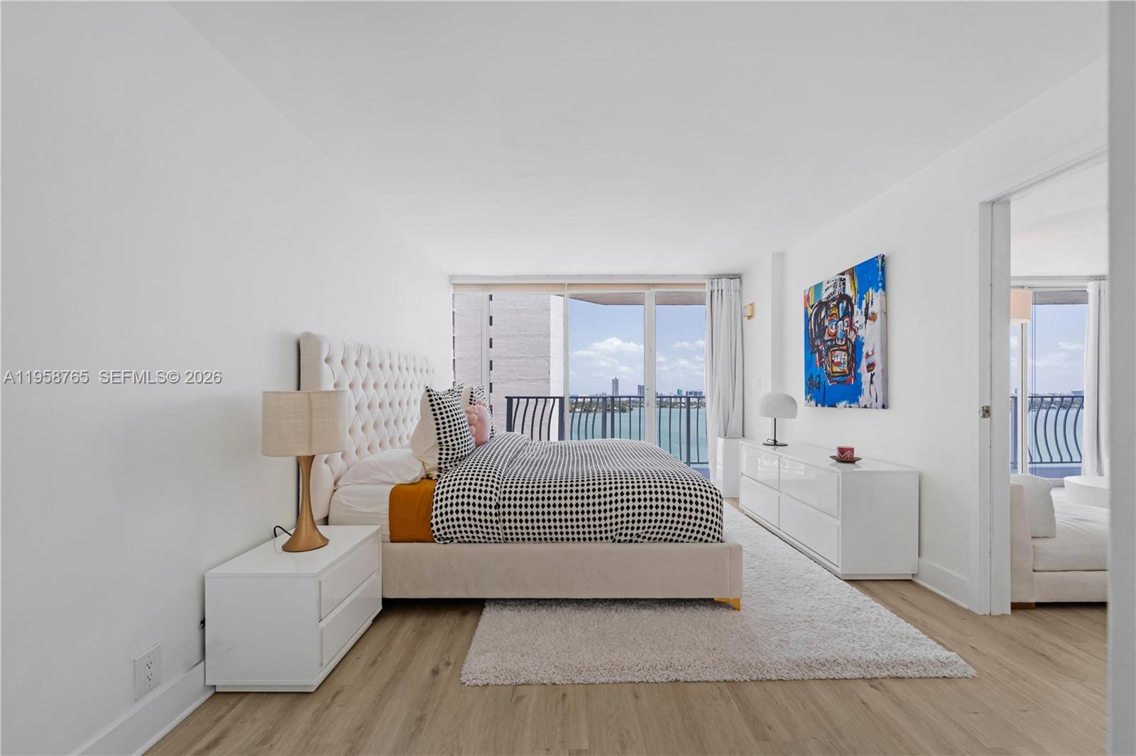 THE GRANDVIEW PALACE COND - Residential