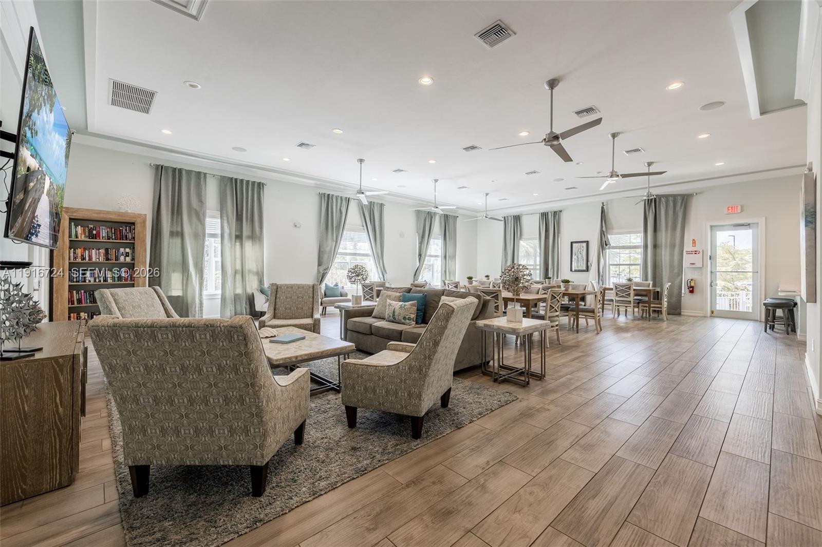 SEASONS AT BONITA - Residential