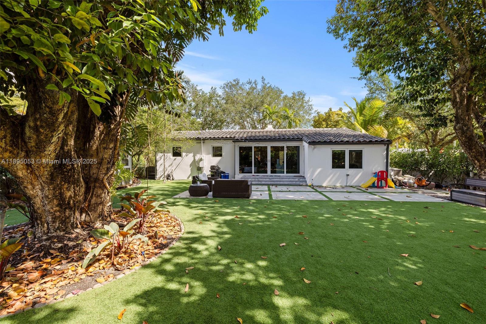 DUNNINGS MIAMI SHORES EXT - Residential Lease