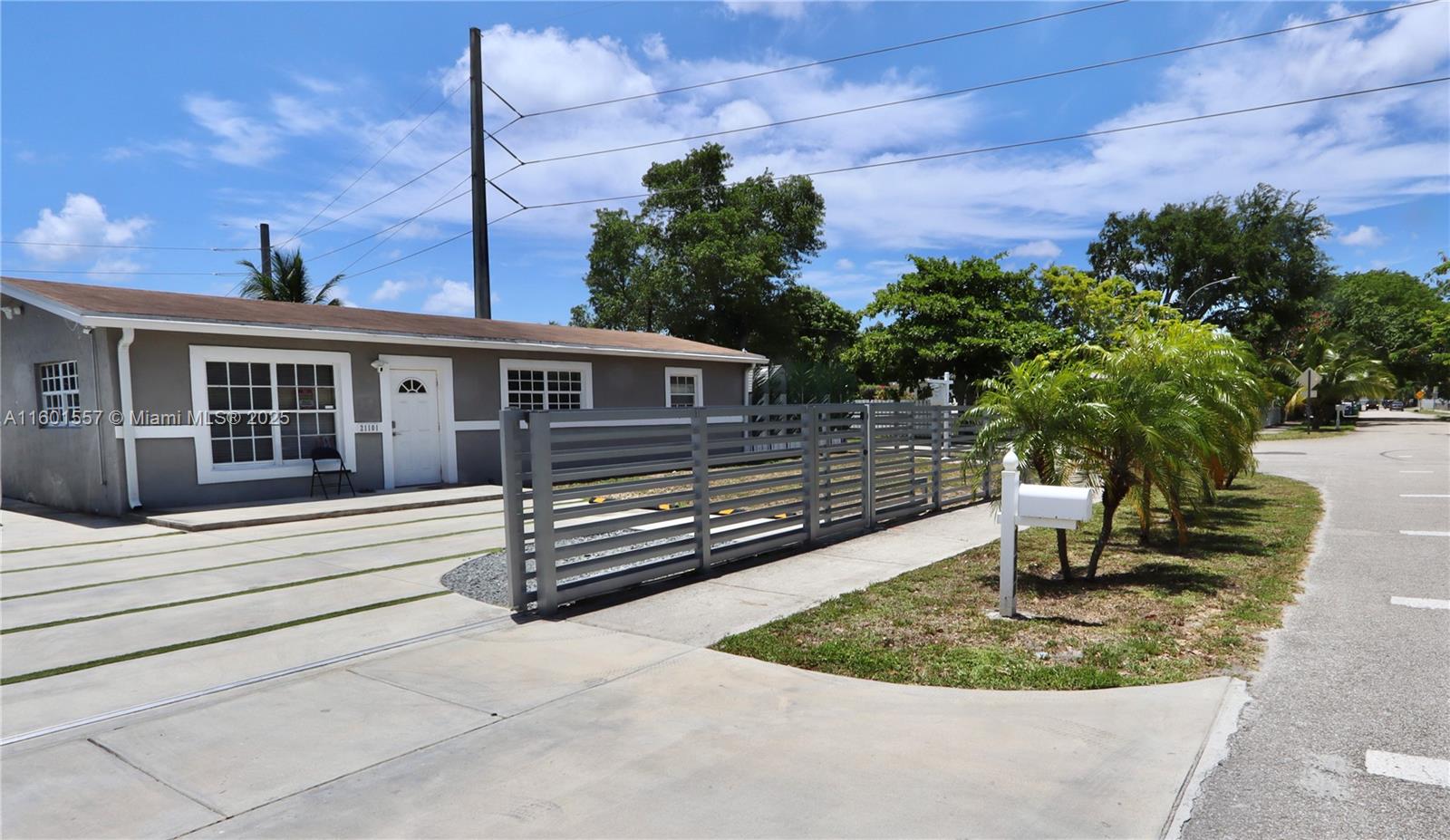 IVES ESTATES SEC 4 - Residential