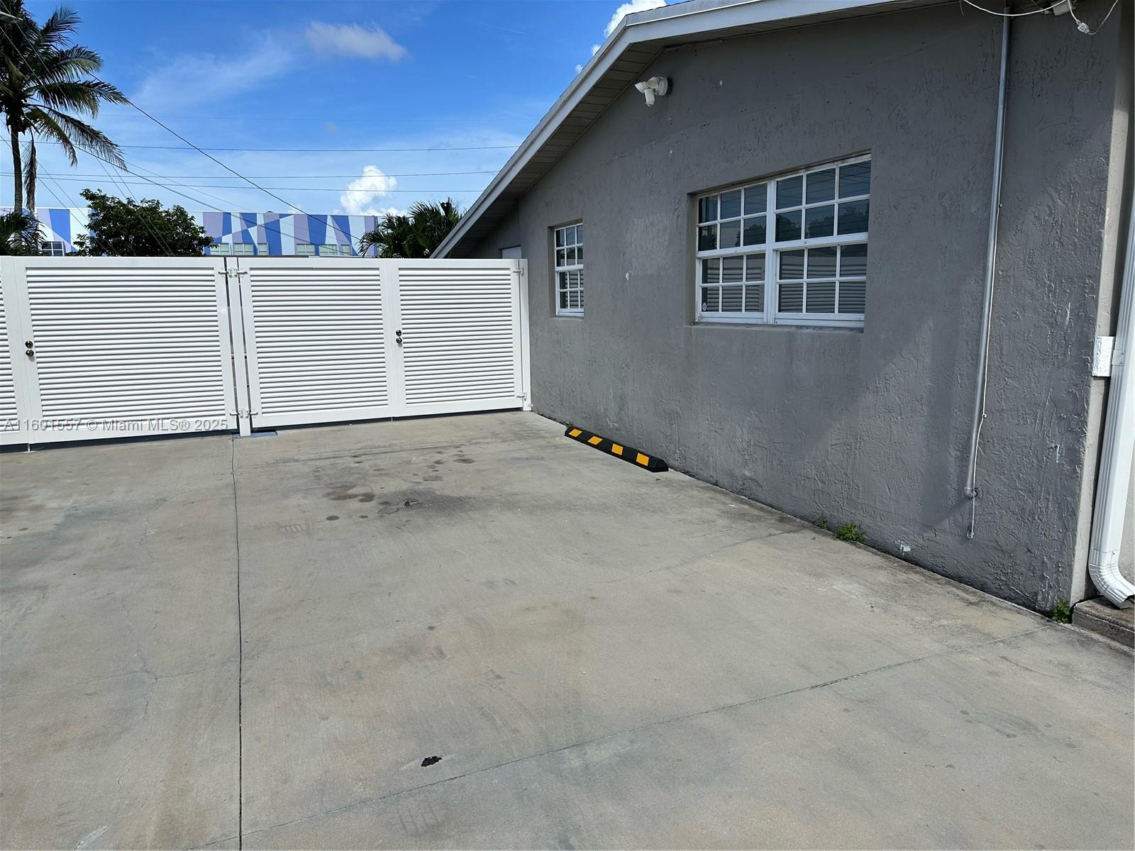 IVES ESTATES SEC 4 - Residential