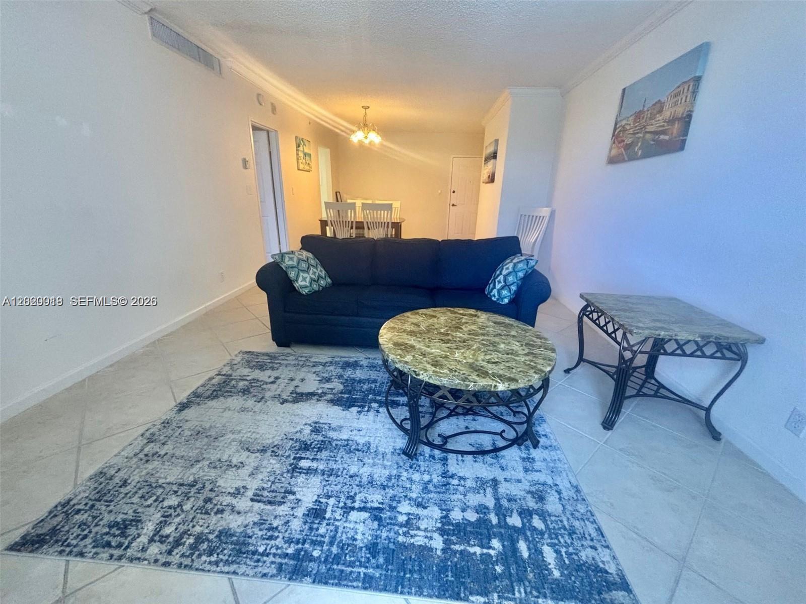WAVE CONDO - Residential