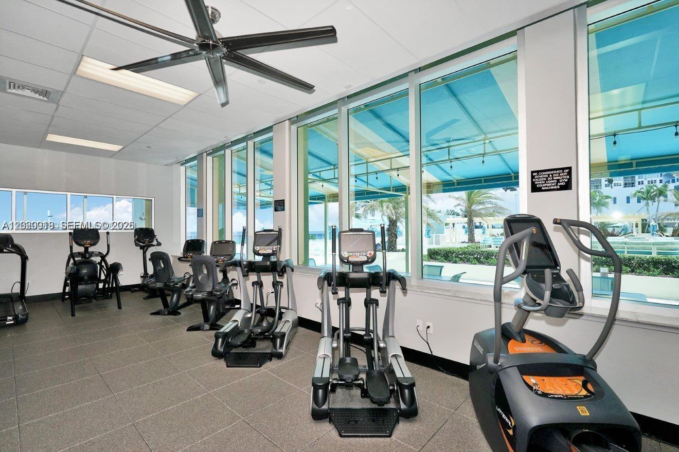 WAVE CONDO - Residential