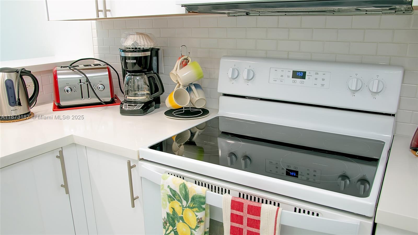 MARINA BAY CLUB CONDO HOT - Residential Lease