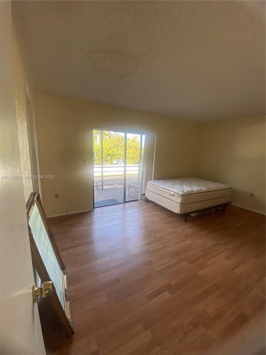 BROOKVIEW CONDO - Residential