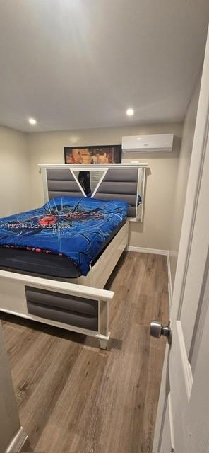 10TH ADDN TO RICHMOND HEI - Residential Lease