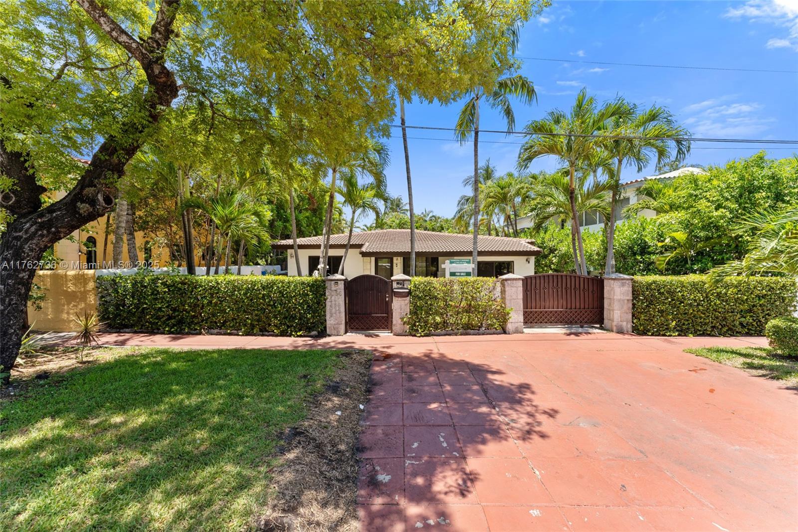 BACK IN THE MARKET!!! This hidden gem is surrounded by beautifully renovated residences, waiting for your vision to make this your new home. A 4/2 home with a lot of 6,612 sqft.Recently, Owner made upgrades to make it more charming and cozy. Nestled on a quiet street on Alton Road and Golf Course View. This Miami Beach home offers both seclusion and convenience. This family-friendly neighborhood within walking distance to Lincoln Road and other top attractions, Miami Beach, Sunset Lake subdivision with excellent score in close proximity to Sunset Harbor, Lincoln rd 1-95, 41st Street, Venetian Causeway, public schools, golf, tennis, parks and best schools in Miami Beach. Owner is very motivate to sell. Ready to biuld a pool and guest house.