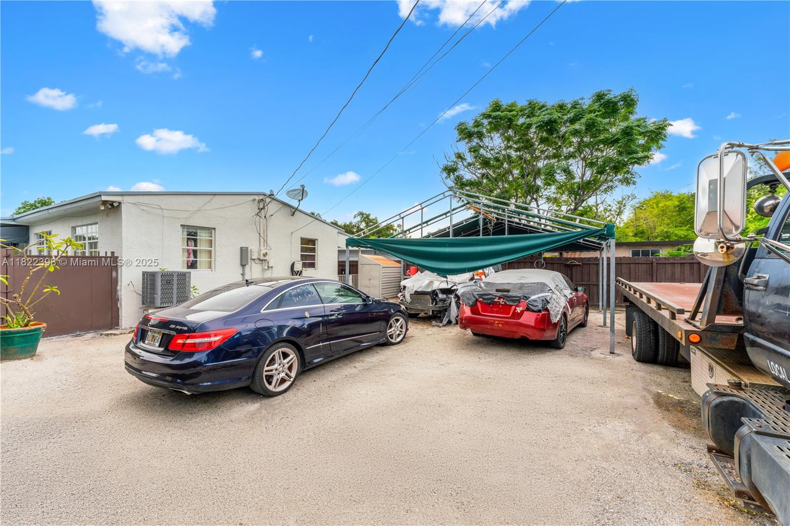 THE TROPICS AMD - Residential