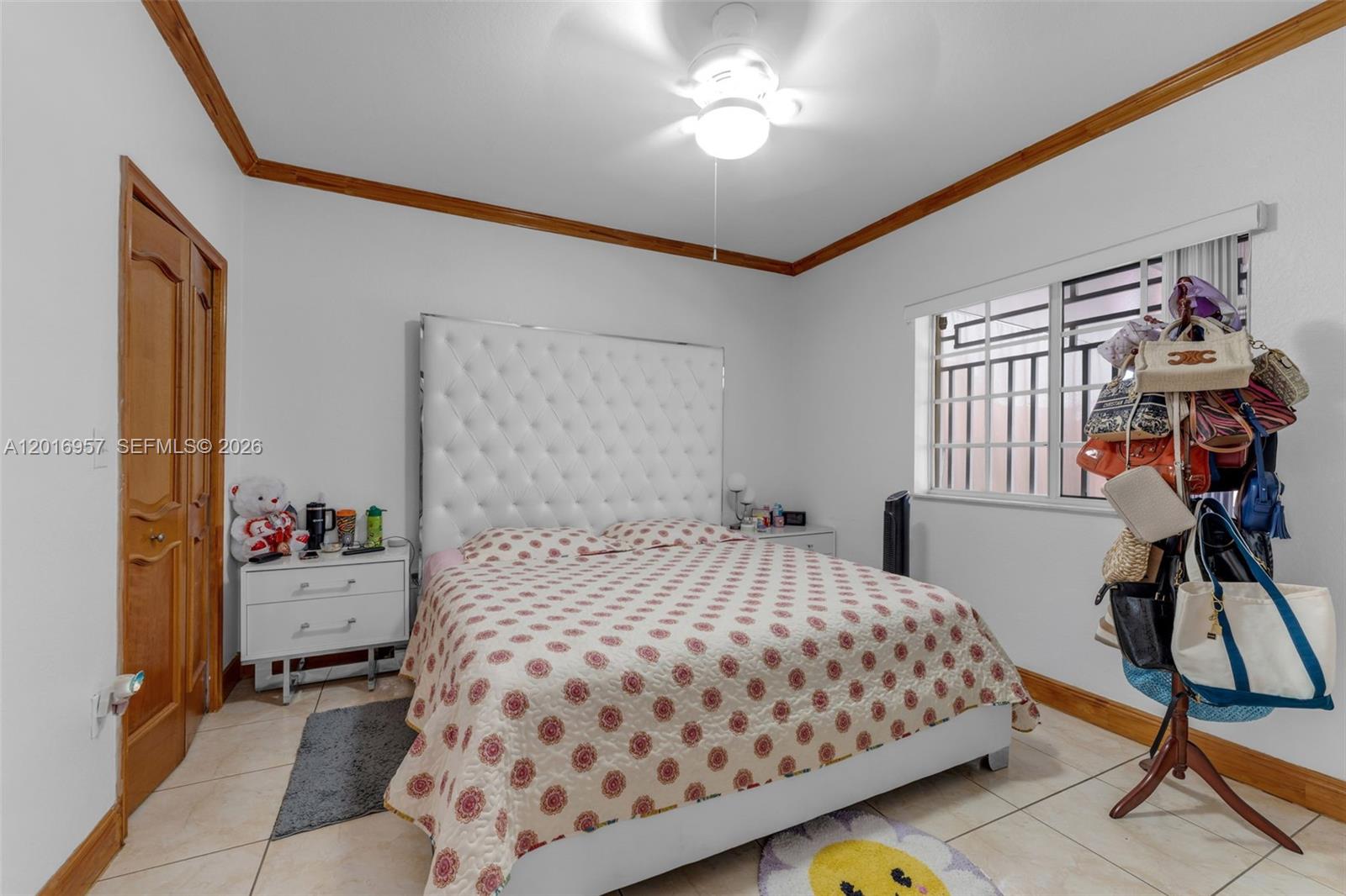 IVON CONDO - Residential