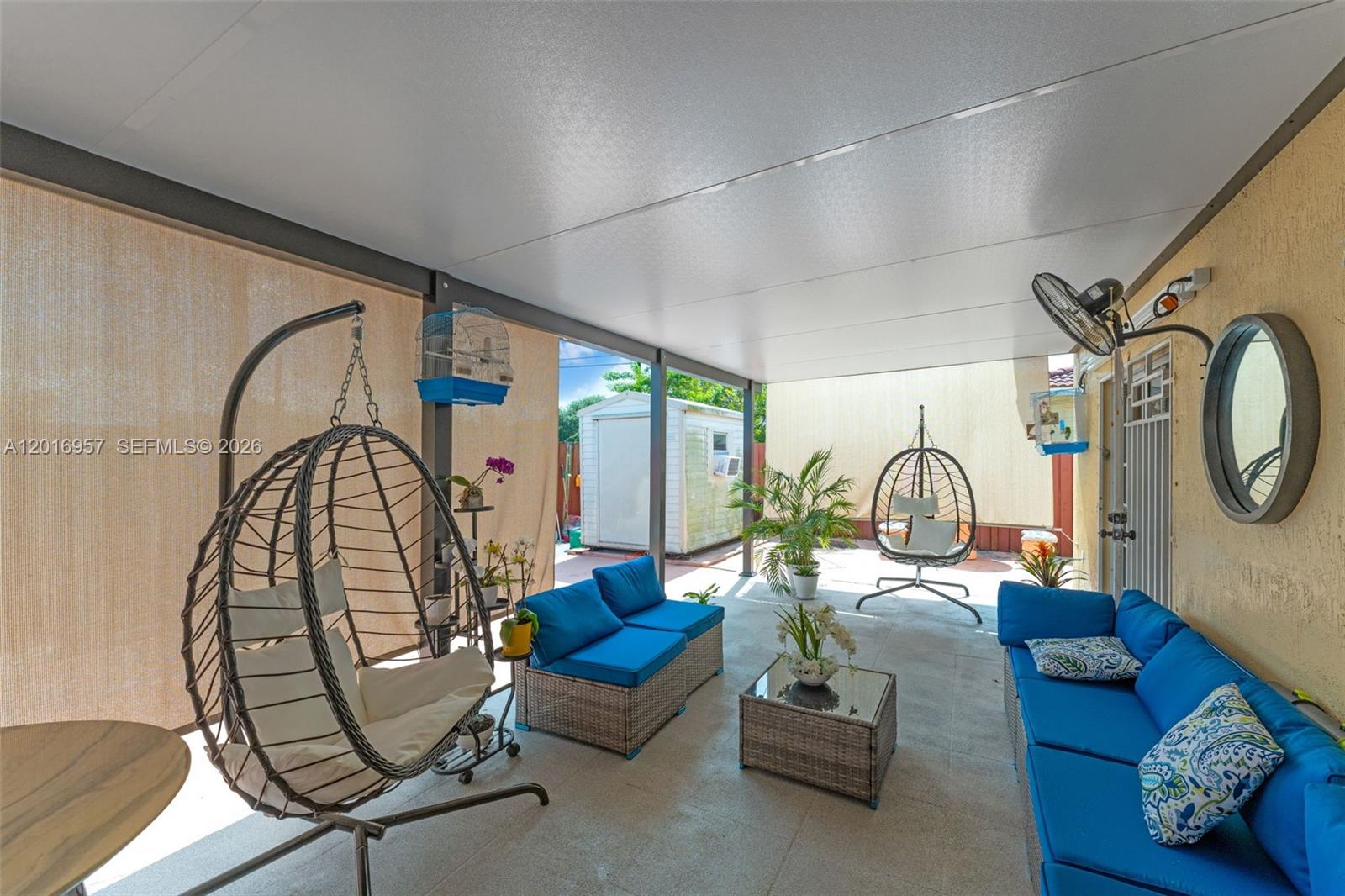 IVON CONDO - Residential