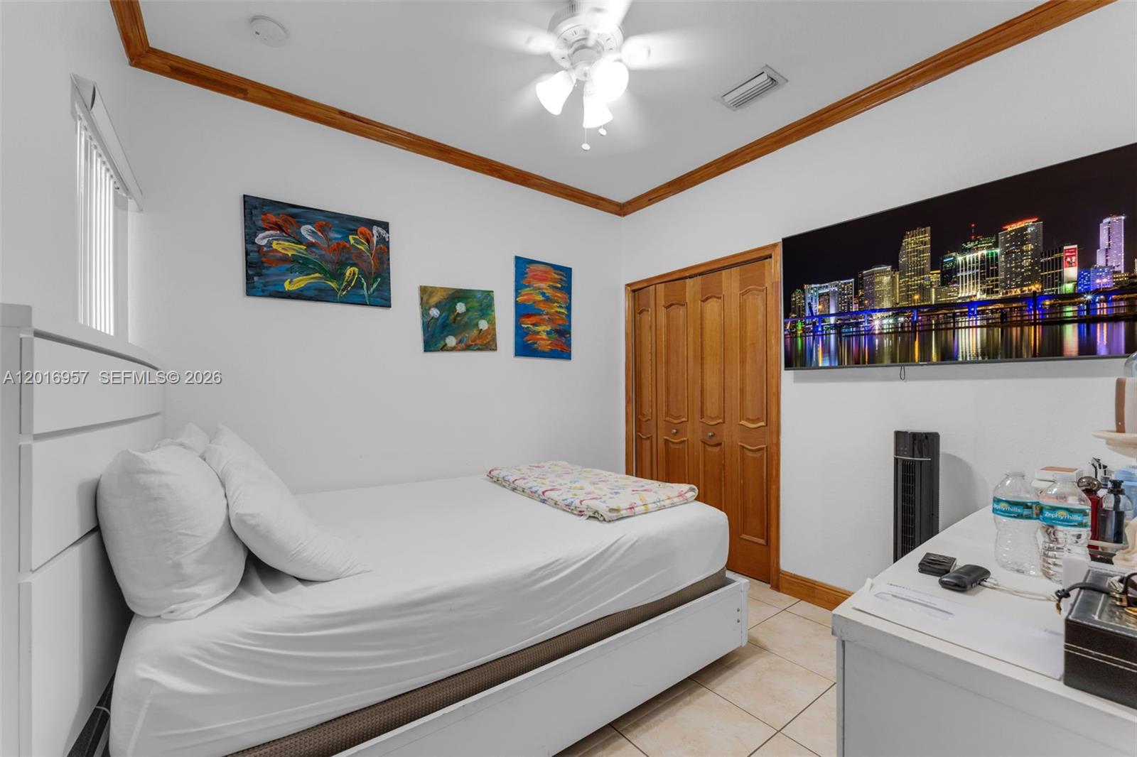IVON CONDO - Residential