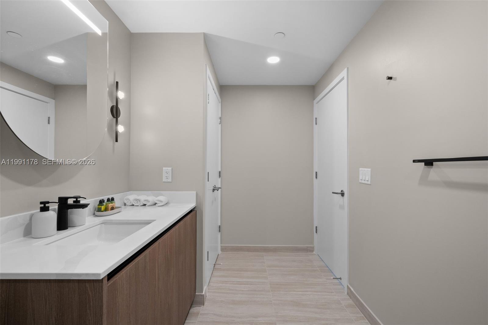 72 Park Condo - Residential