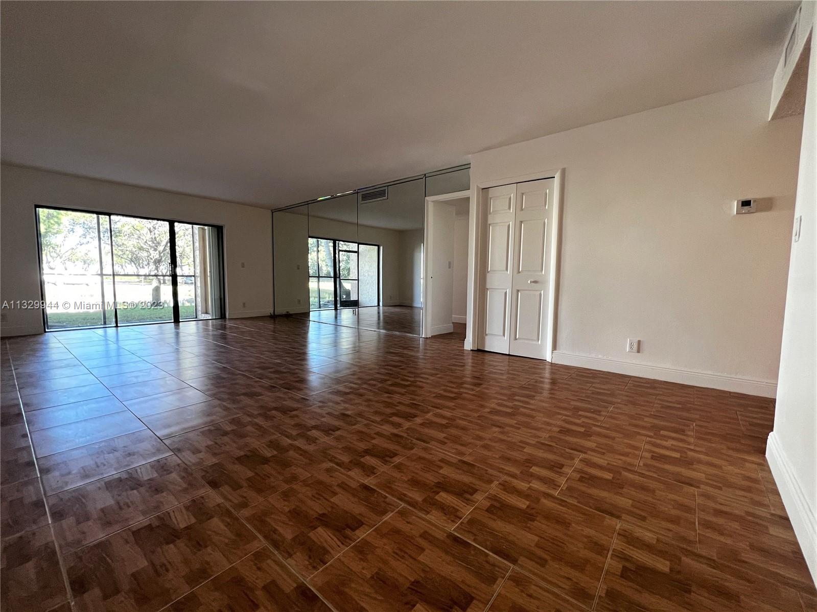 RACQUET CLUB APARTMENTS A - Residential Lease