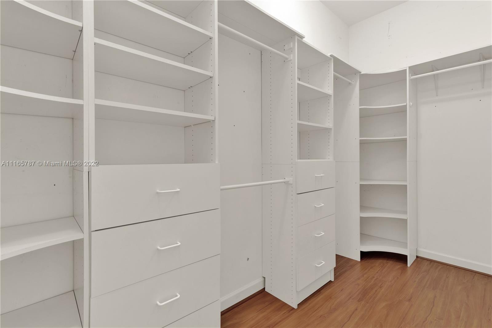 MILON VENTURE - Residential