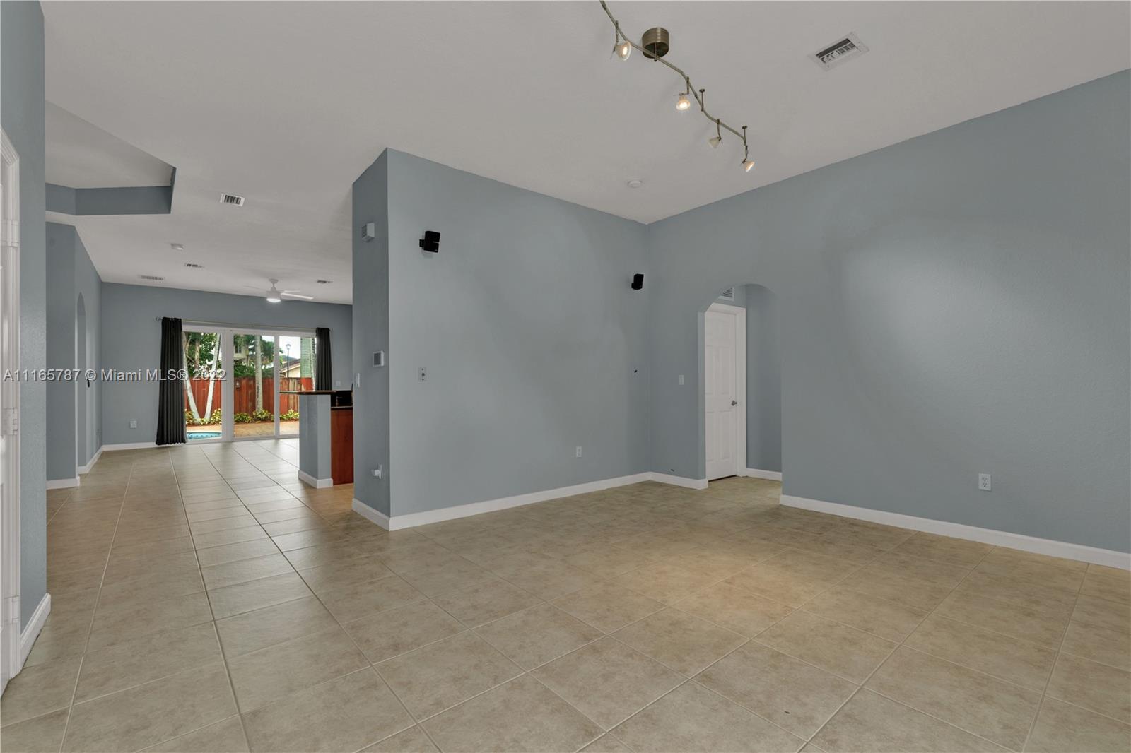 MILON VENTURE - Residential