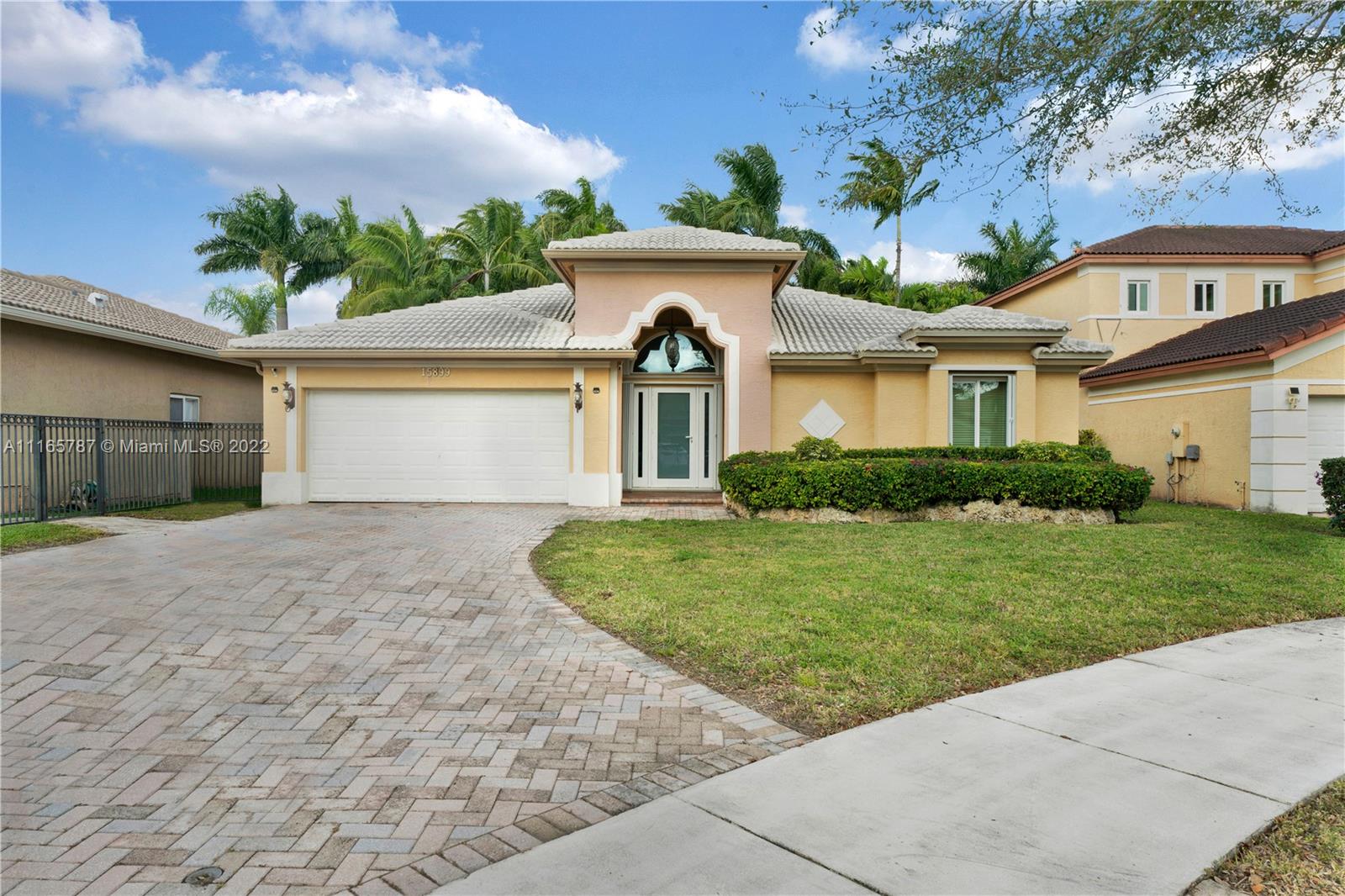 MILON VENTURE - Residential