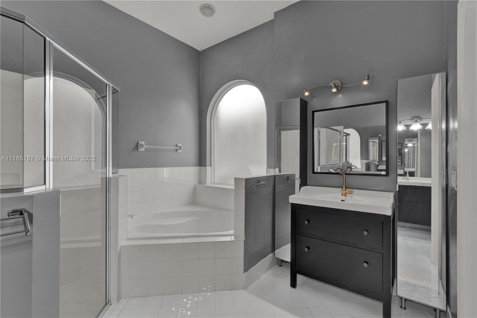 MILON VENTURE - Residential