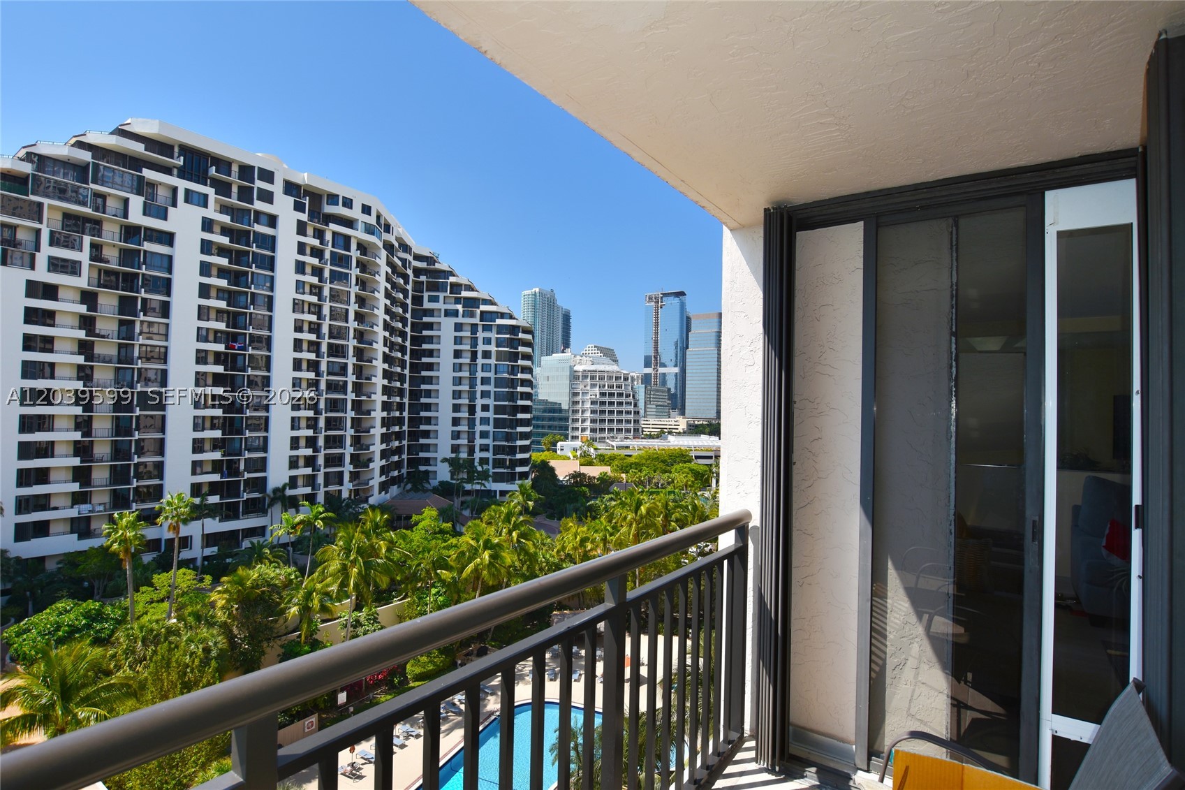 540 Brickell Key Dr 1025