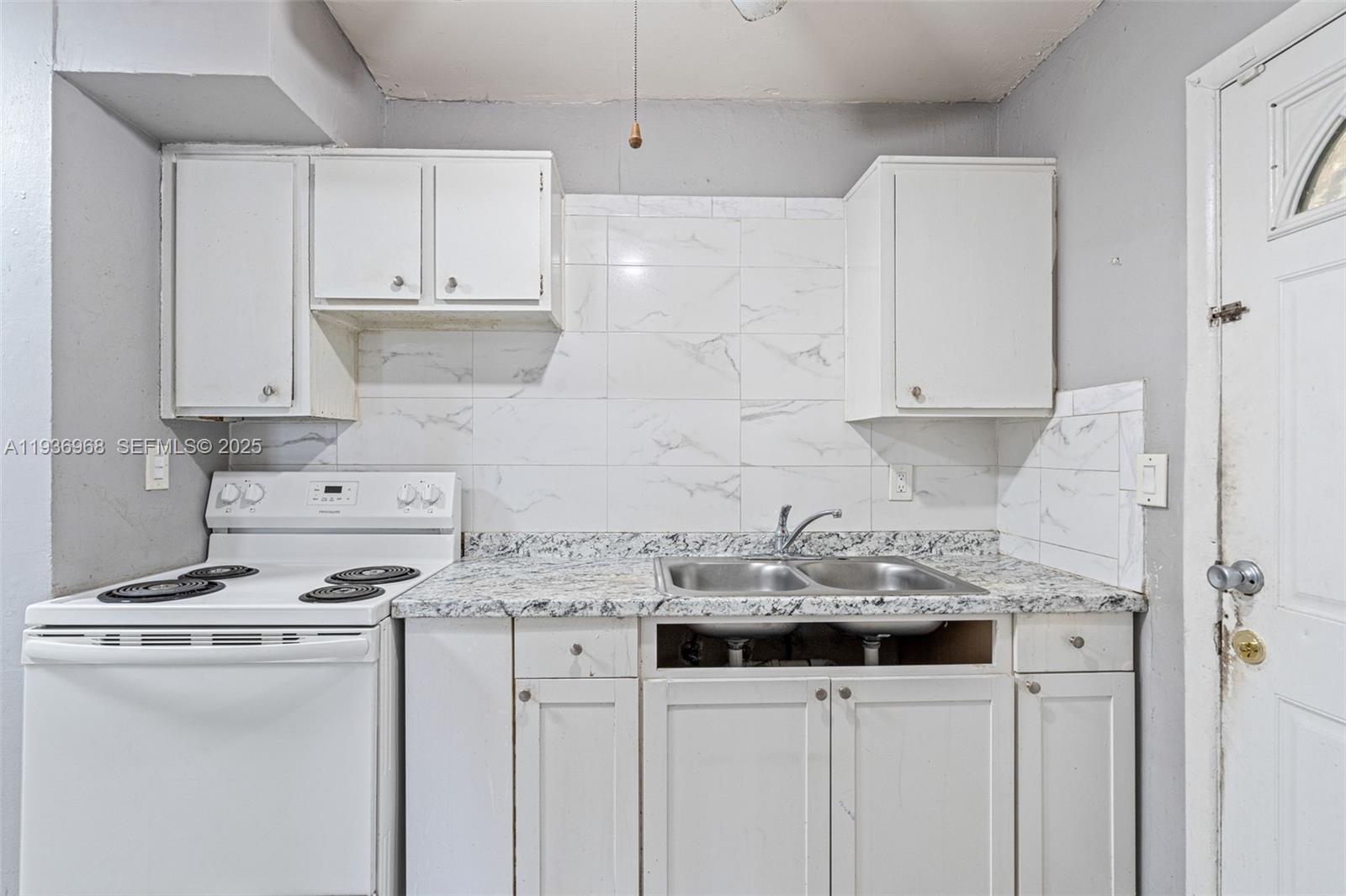 LAKE LUCERNE SEC 3 - Residential